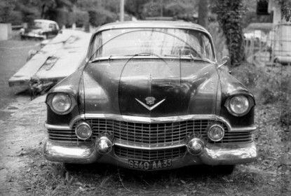 AU 169 Cadillac coupe de ville 1954 .jpg