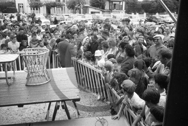 FO-CIRQUE  89 Pinder Arcachon .jpg