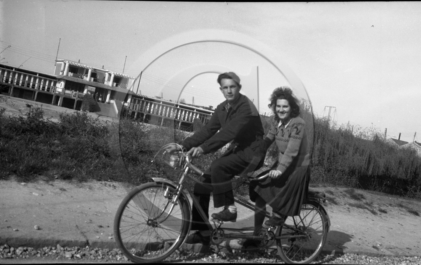 mov 156 tandem  .jpg