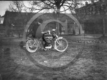 mov 271 moto EGI   .jpg