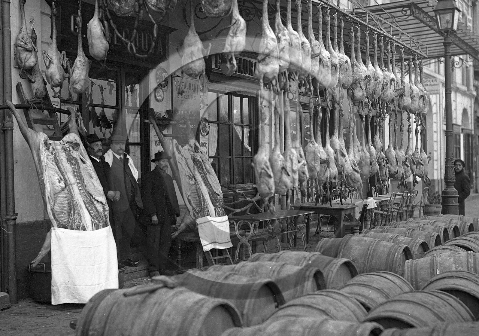 BX 383 restaurant les 3 soeurs.jpg