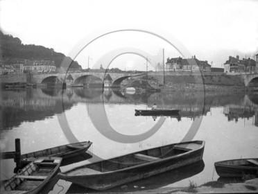 BA 1066 Montereau Fault confluent de la seine et de lYonne.jpg