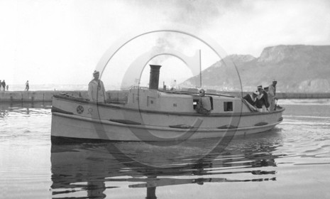 BA 1433 navire de guerre bateau de servitudes Suffren .jpg