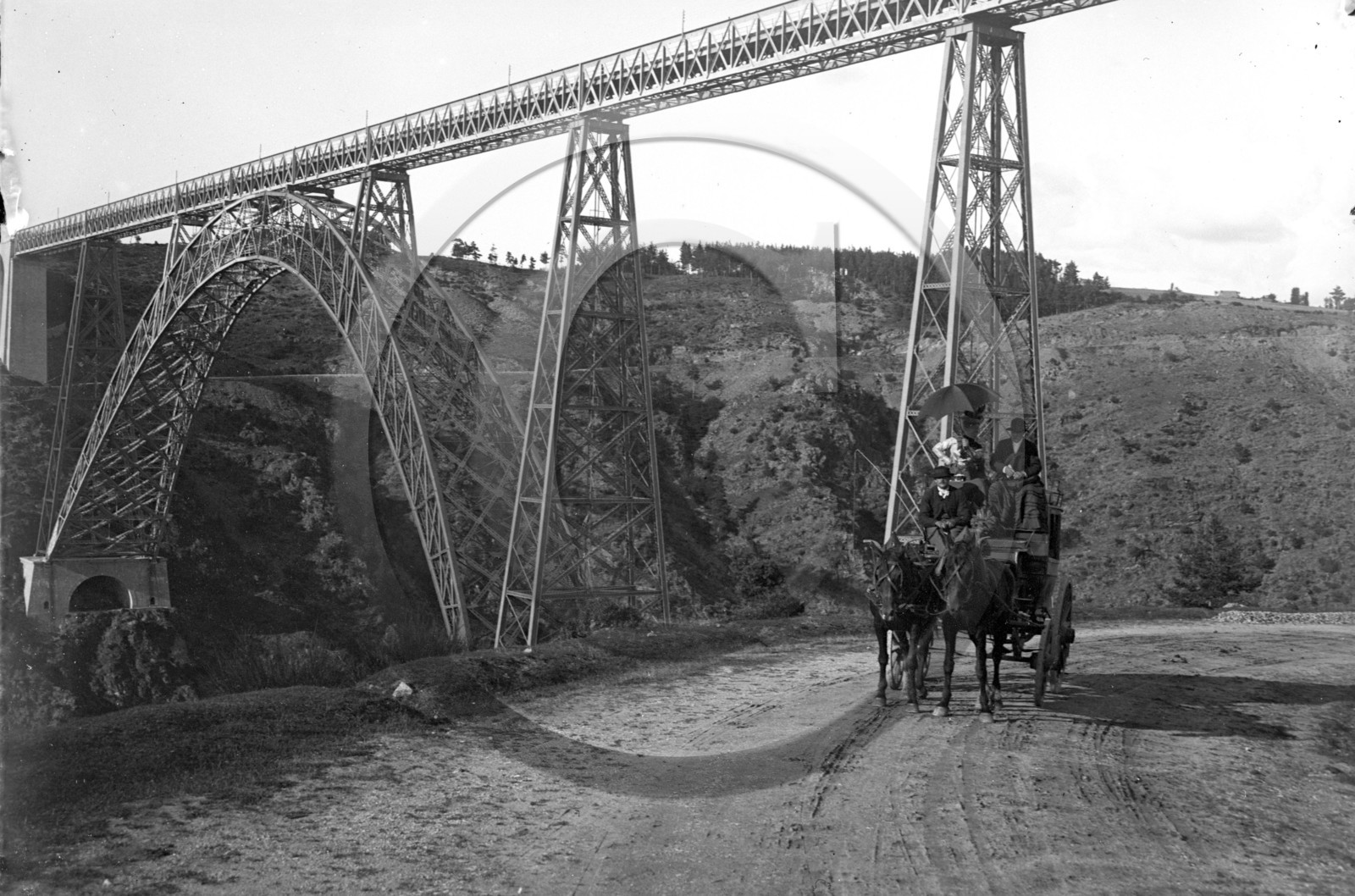 vi  1852 pont de Garabit de gustave Eiffel dpt 15.jpg