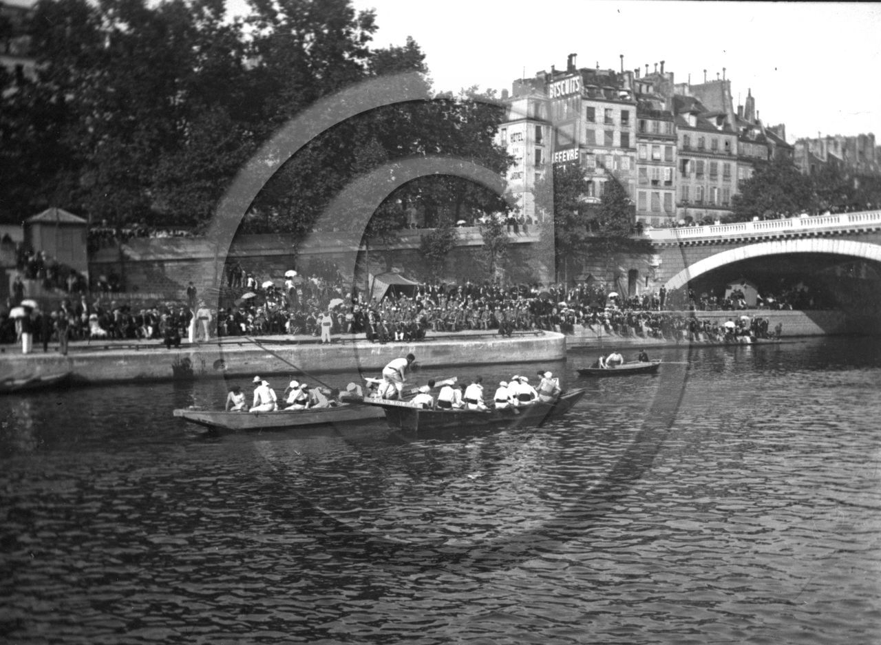 BA 1069 joutes nautiques  avec le - tiens toi bien -.jpg