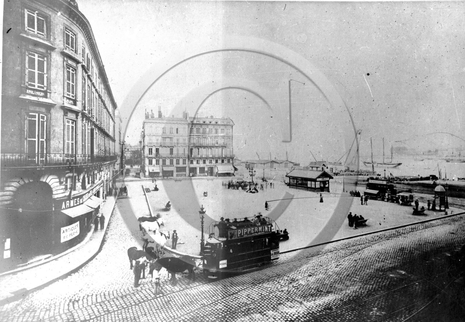 BX 411  boite 13x18 .jpg