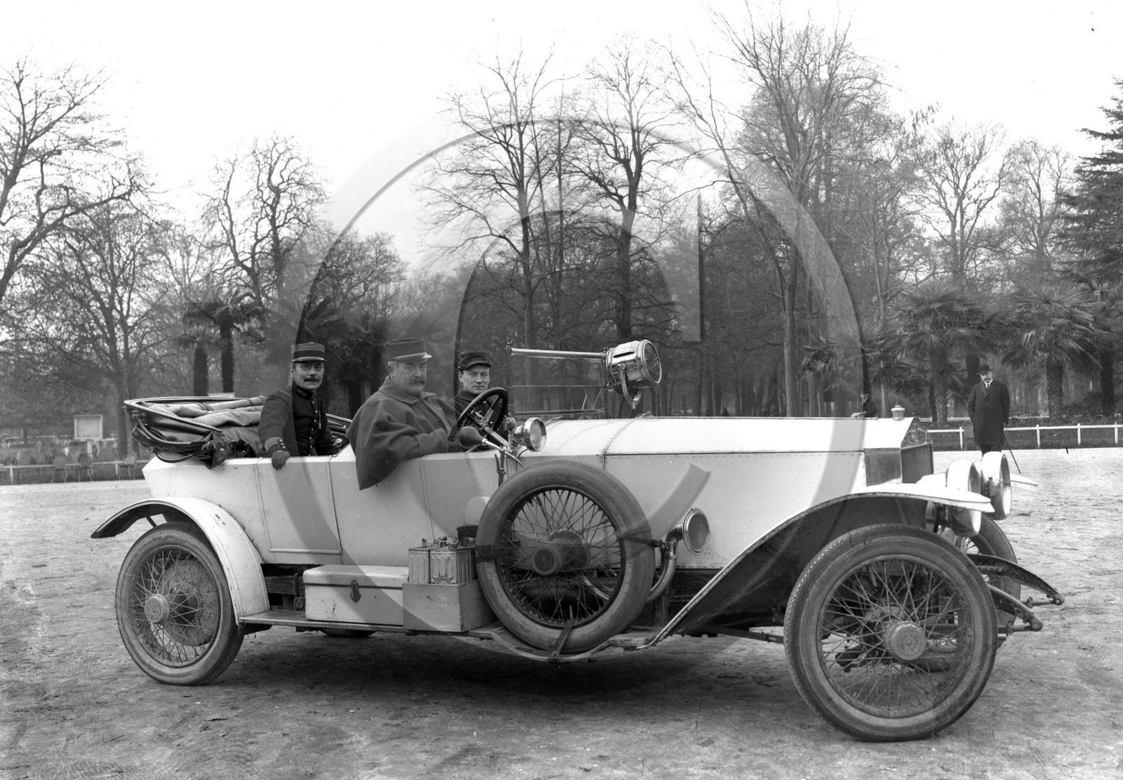 AU 2031 Rolls Royce .jpg