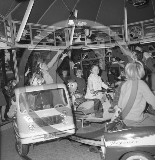 FO-CIRQUE  478 manege moderne .jpg