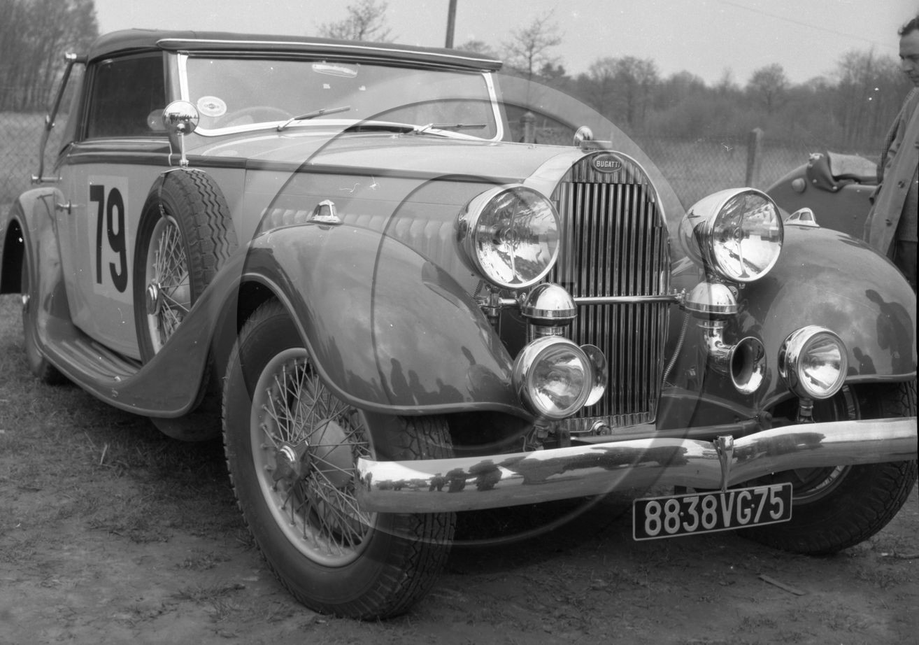 au 580 Bugatti T57 Stelvio Montlhéry 1968 .jpg