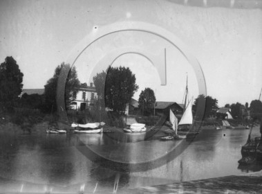 BA 1348 Libourne lIsle Fronsac dpt 33 .jpg