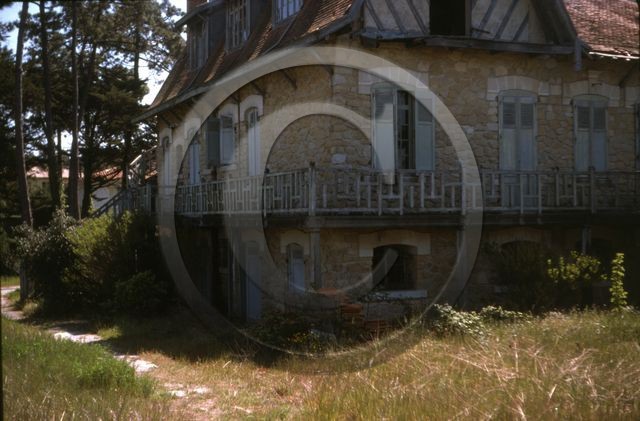 arc 4565 villa Canton le Moulleau.jpg