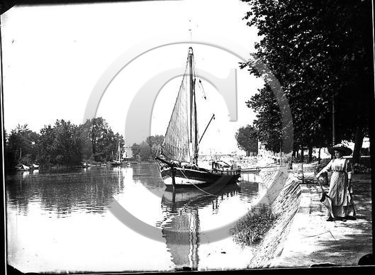 vi  241 libourne gabarre.jpg