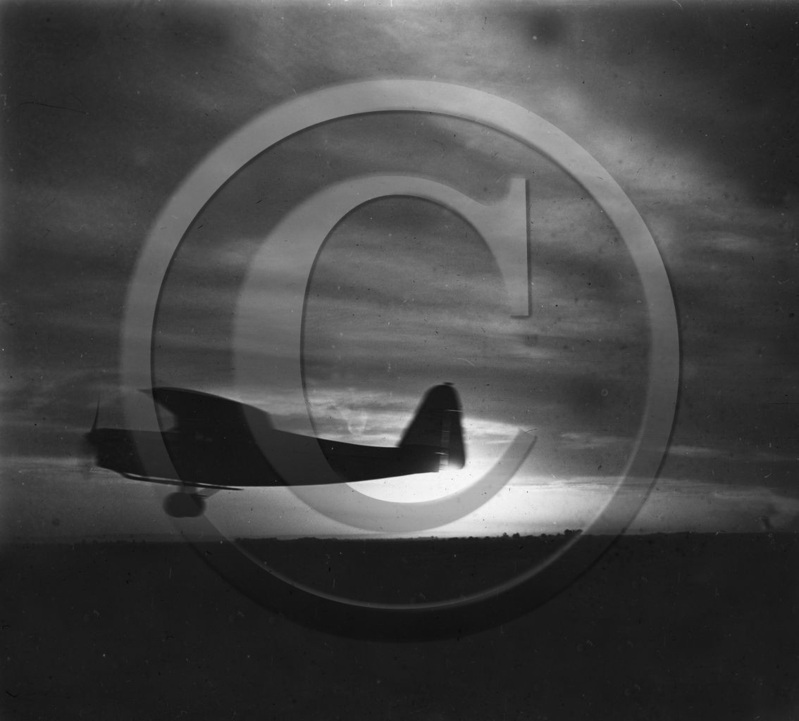 avi 238 caudron phalene le Jean Mermoz alger 1 janvier 37.jpg