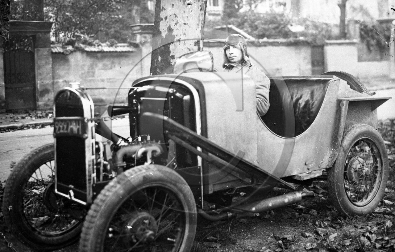 AU 1999  Rosengart d'aprés photo  .jpg