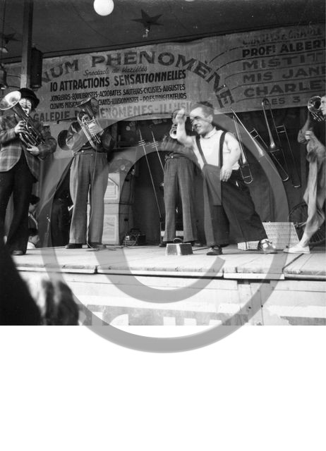 FO-CIRQUE  217 foire du trone .jpg