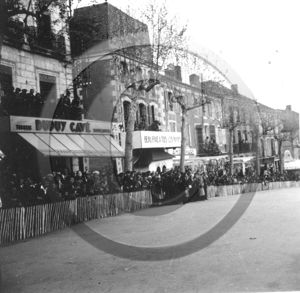 vi  1700 Chelles dpt 77.jpg