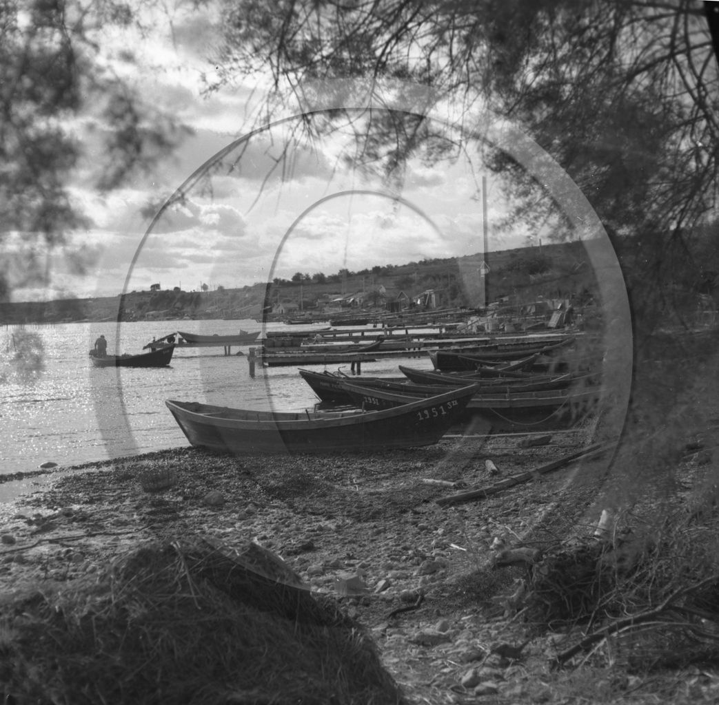 BA 523 etang de thau  nacelle.jpg