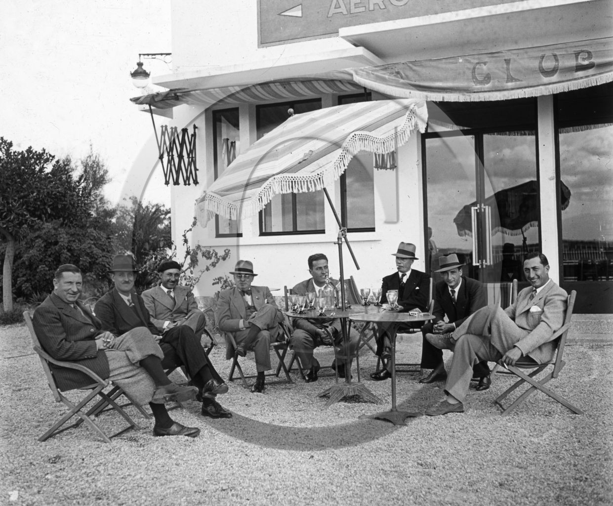 Sans titre - 53 Alger les pilotes 11-11-1936.jpg