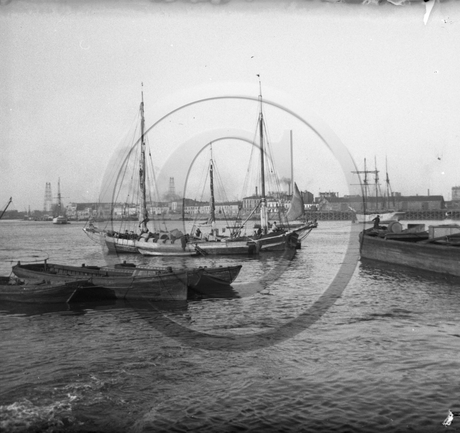 BX 572 bordeaux .jpg