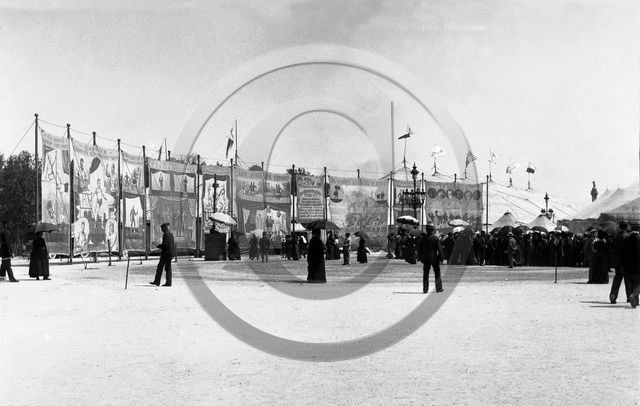 FO-CIRQUE  26 Barnum Bordeaux  .jpg