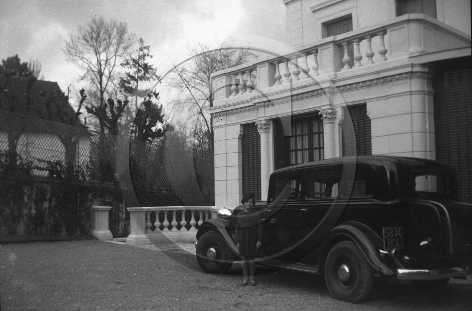 AU 448 Chrysler limousine 1932 .jpg