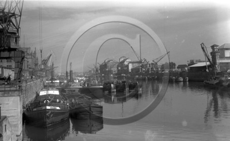 BA 1695 voies naviguables Strasbourg dpt 67l batiments LE RHIN S-A ert batiment S- F-N-R.jpg