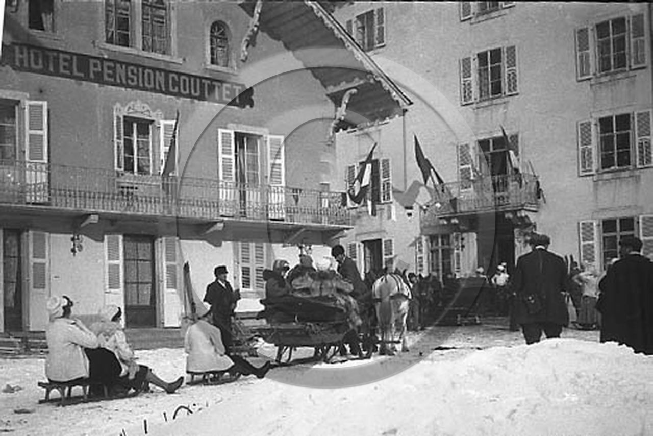 vi  57 chamonix hotel pension Couttet.jpg