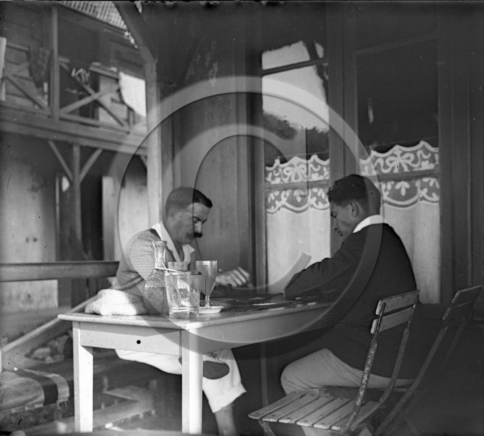 vi  1744 Montalivet en en 1928 belote chez Goubé dpt 33 .jpg