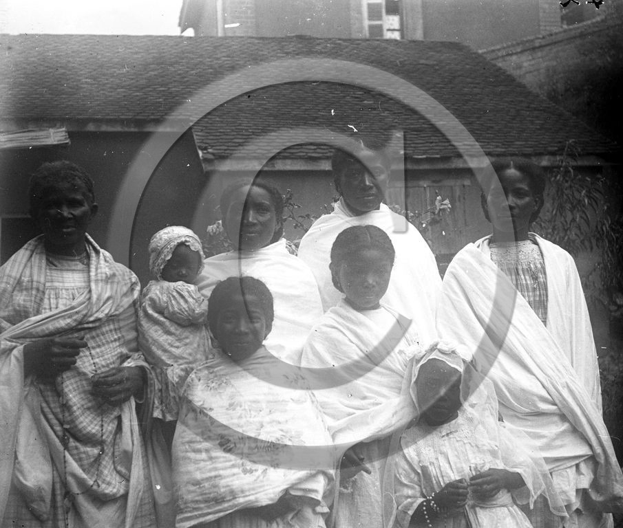 Madagascar jour de communion  (2).jpg