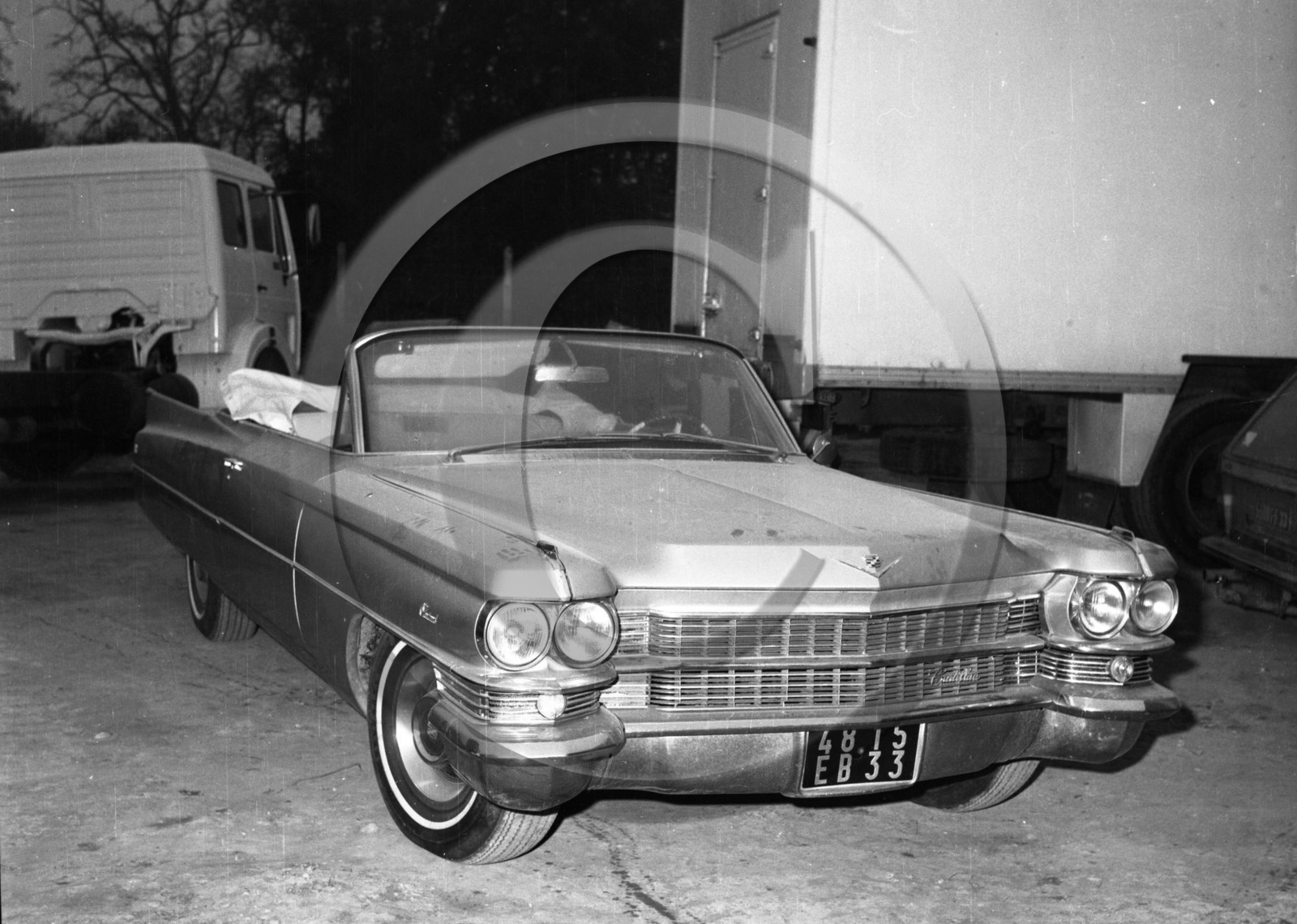 AU 381 Cadillac Fleetwood cabriolet 1963 .jpg