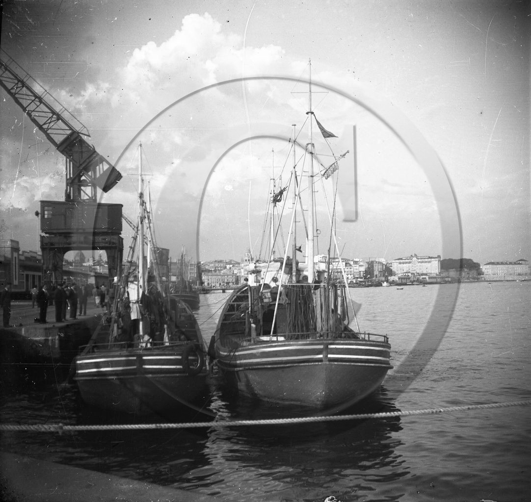 BA 134 bateaux Espagnols a Bordeaux .jpg