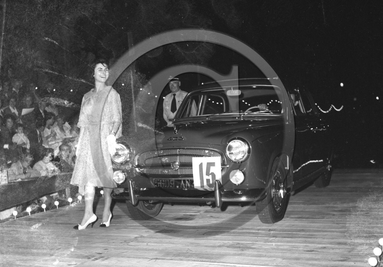 concours elegance apres guerre