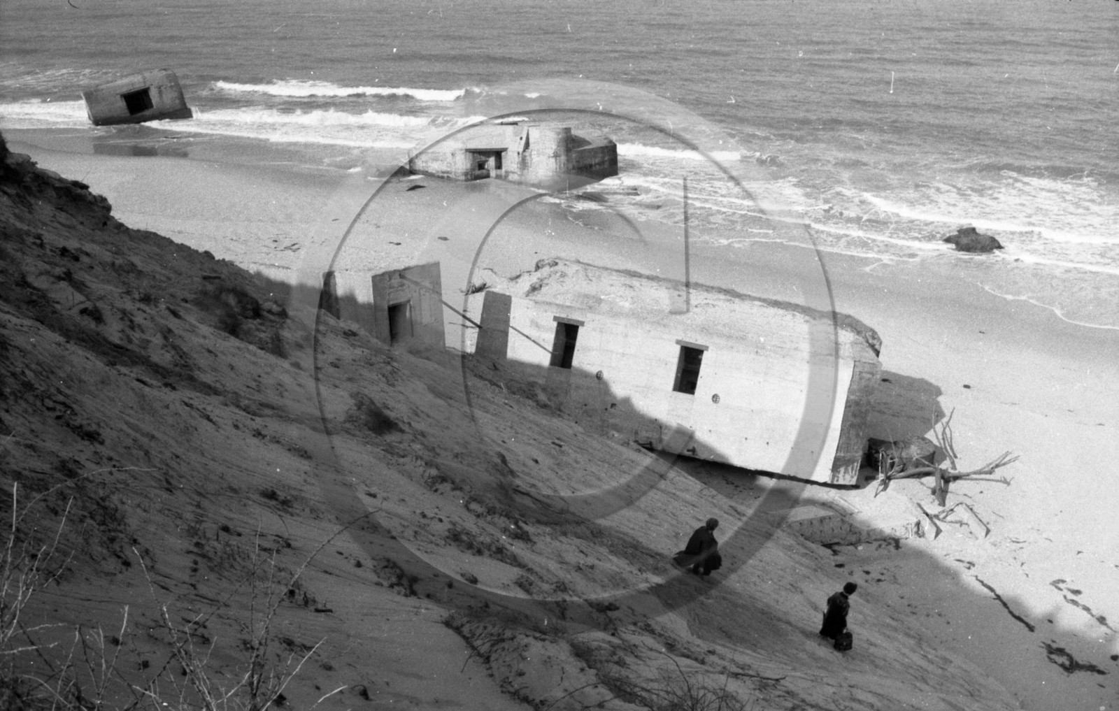 pochette 3258 - 13 mars 1968  dune pilat blockhaus.jpg