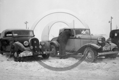 AU 837 Hotchkiss  R. des neiges Alpe d'huez.jpg