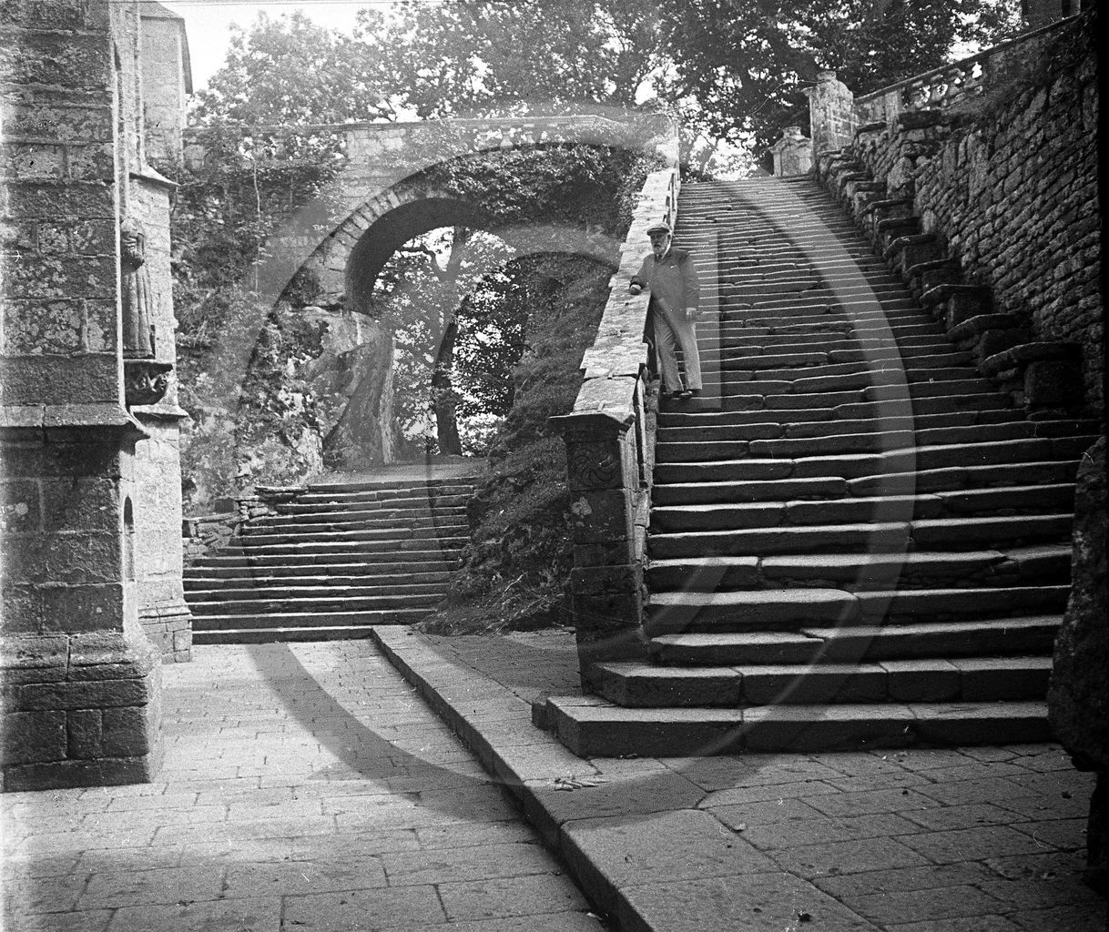 vi  2097Le Faouet chapelle ste Barbe dpt 56  .jpg