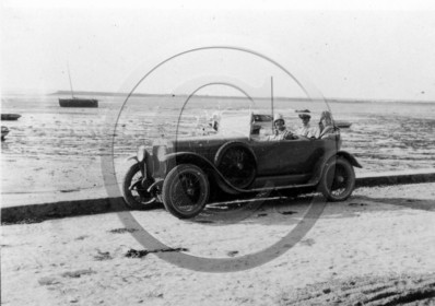 AU 4040 Delage .jpg
