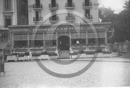 arc 4216 hotel richelieu.jpg