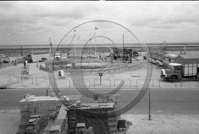 FO-CIRQUE  120 cirque en palc Arcachon .jpg
