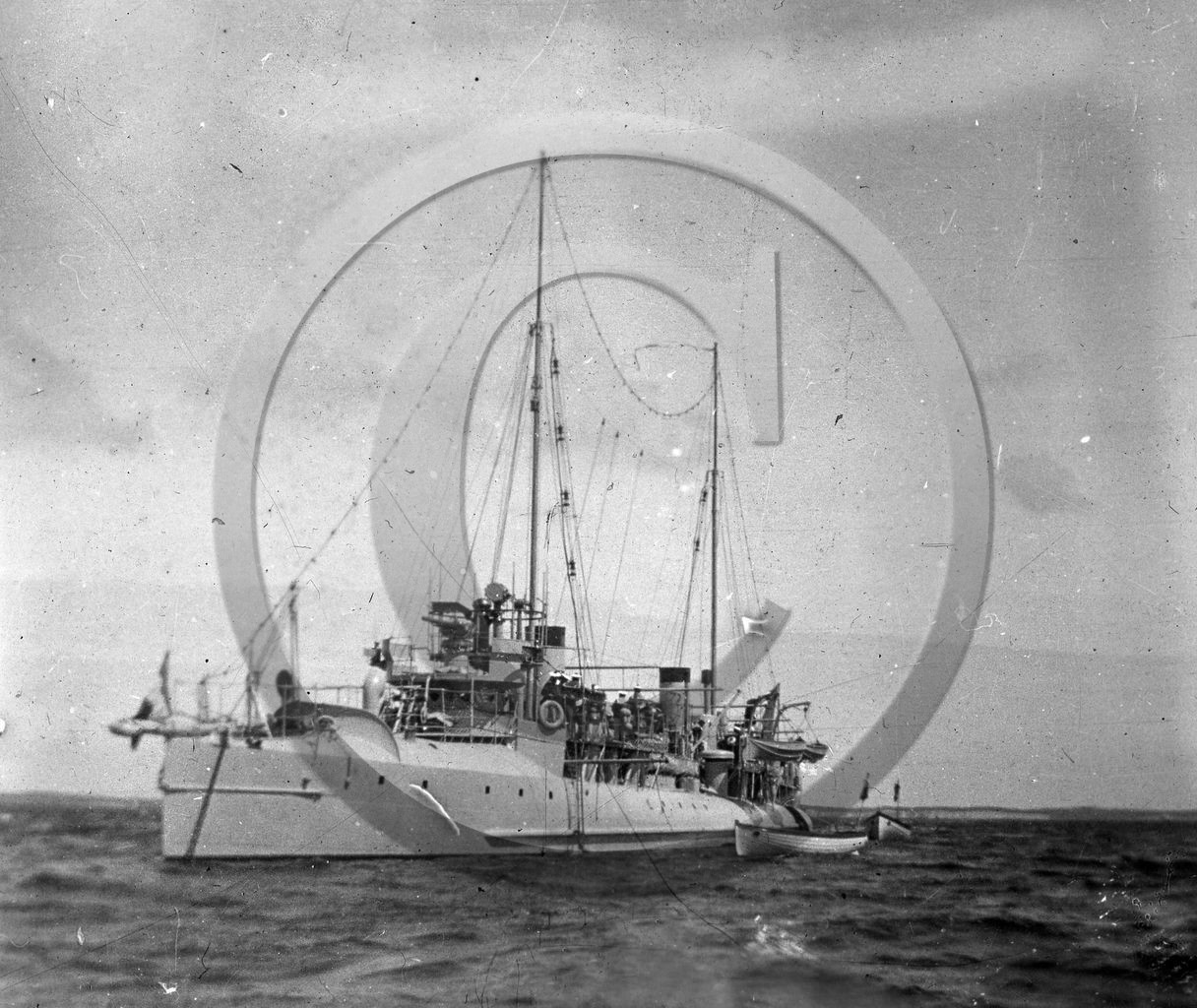 BA 547 guerre torpilleur .jpg