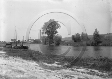 BA 1684 voies naviguables peniche Aurore .jpg