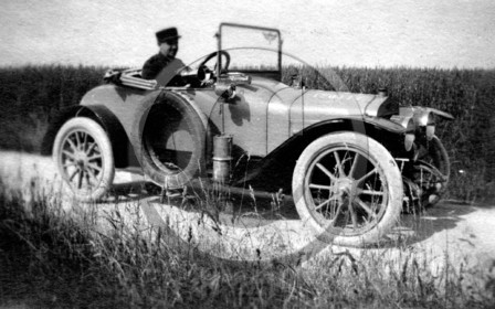 AU 2268 Delage .jpg