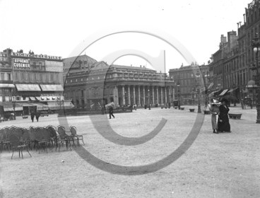 BX 555                 le gd théatre les allées de Tourny.jpg