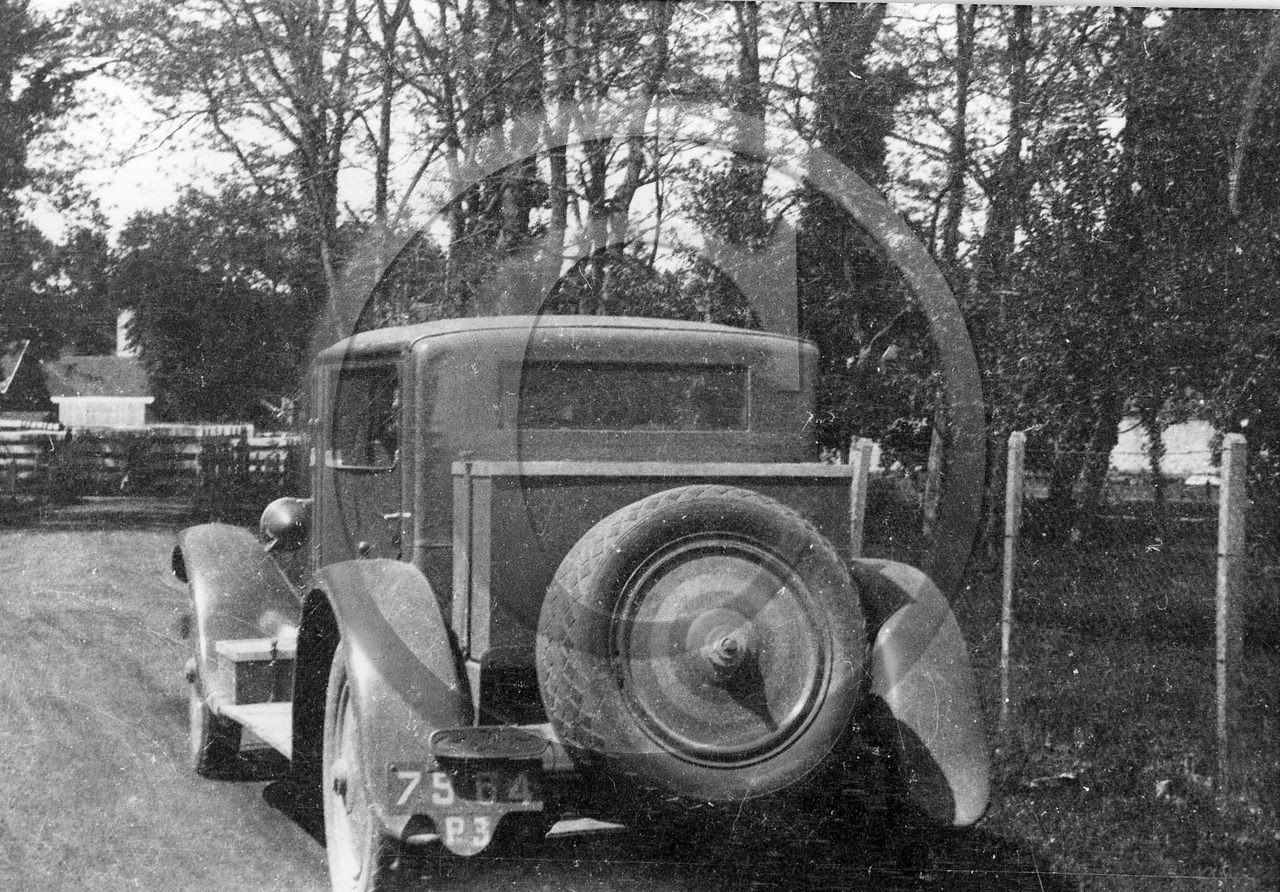 AU 3630 Panhard .jpg