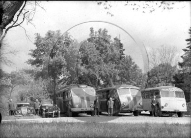 vi  1708 Préchac peugeot Darl mat Ariés autocar isobloc-Berliet.jpg