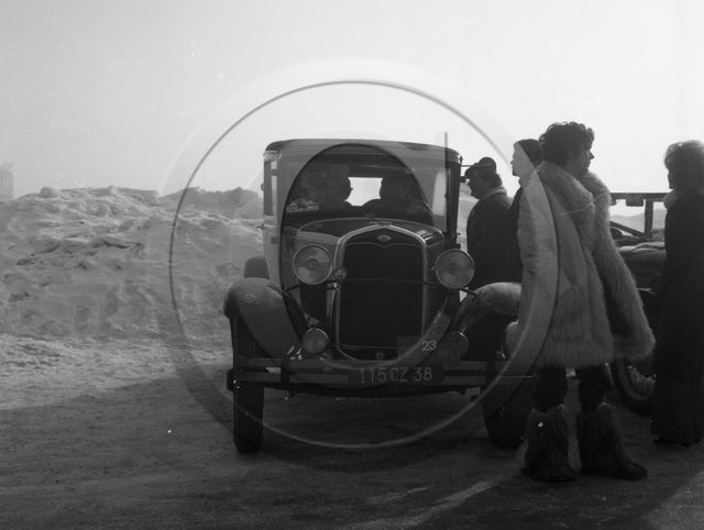 AU 755 Ford type A tudor  1931 .jpg