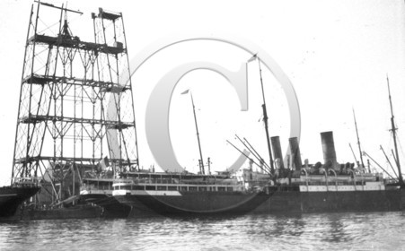 BX 166 construction du pont transbordeur.jpg