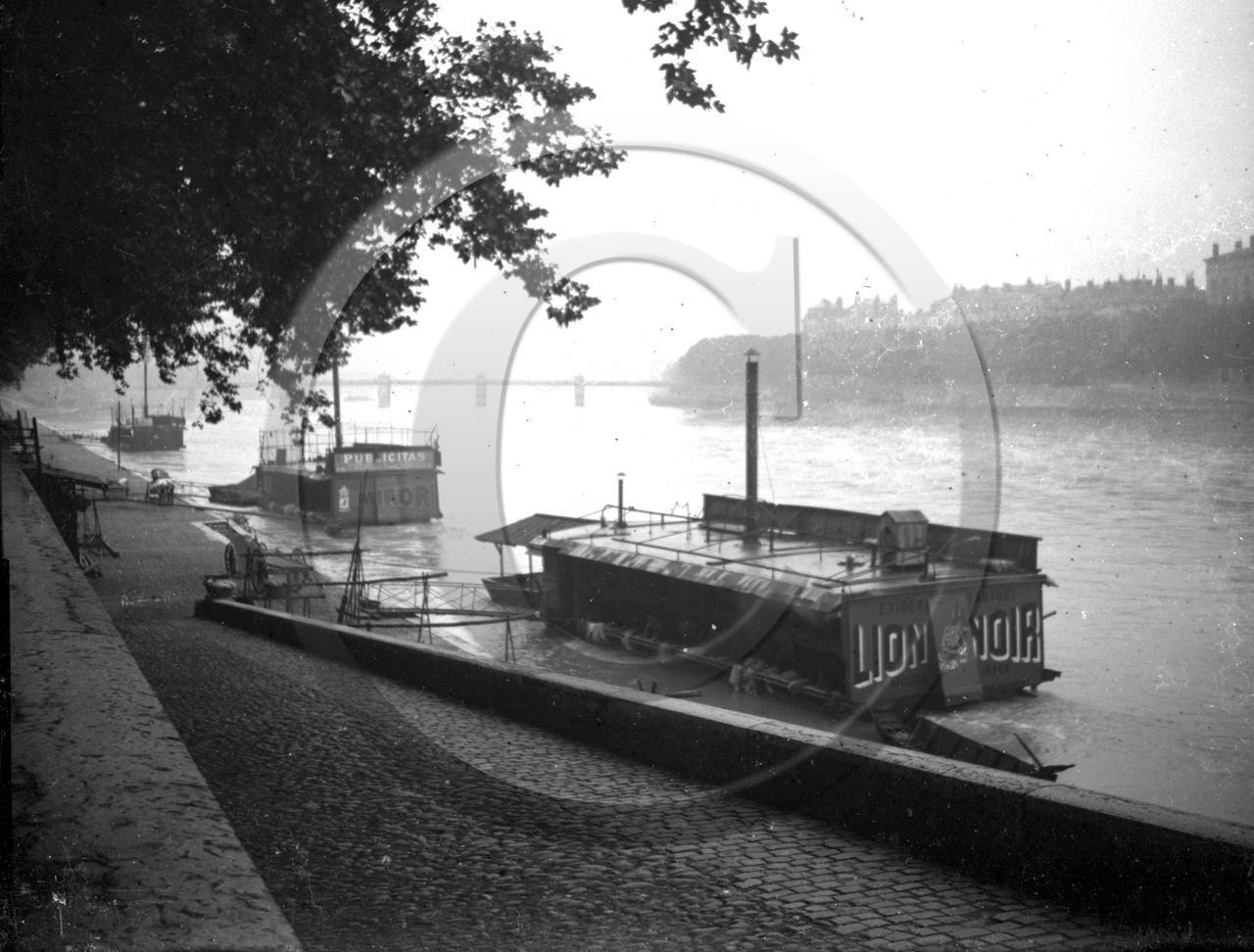 BA 1213 bateaux  lavoir. Dargence.jpg