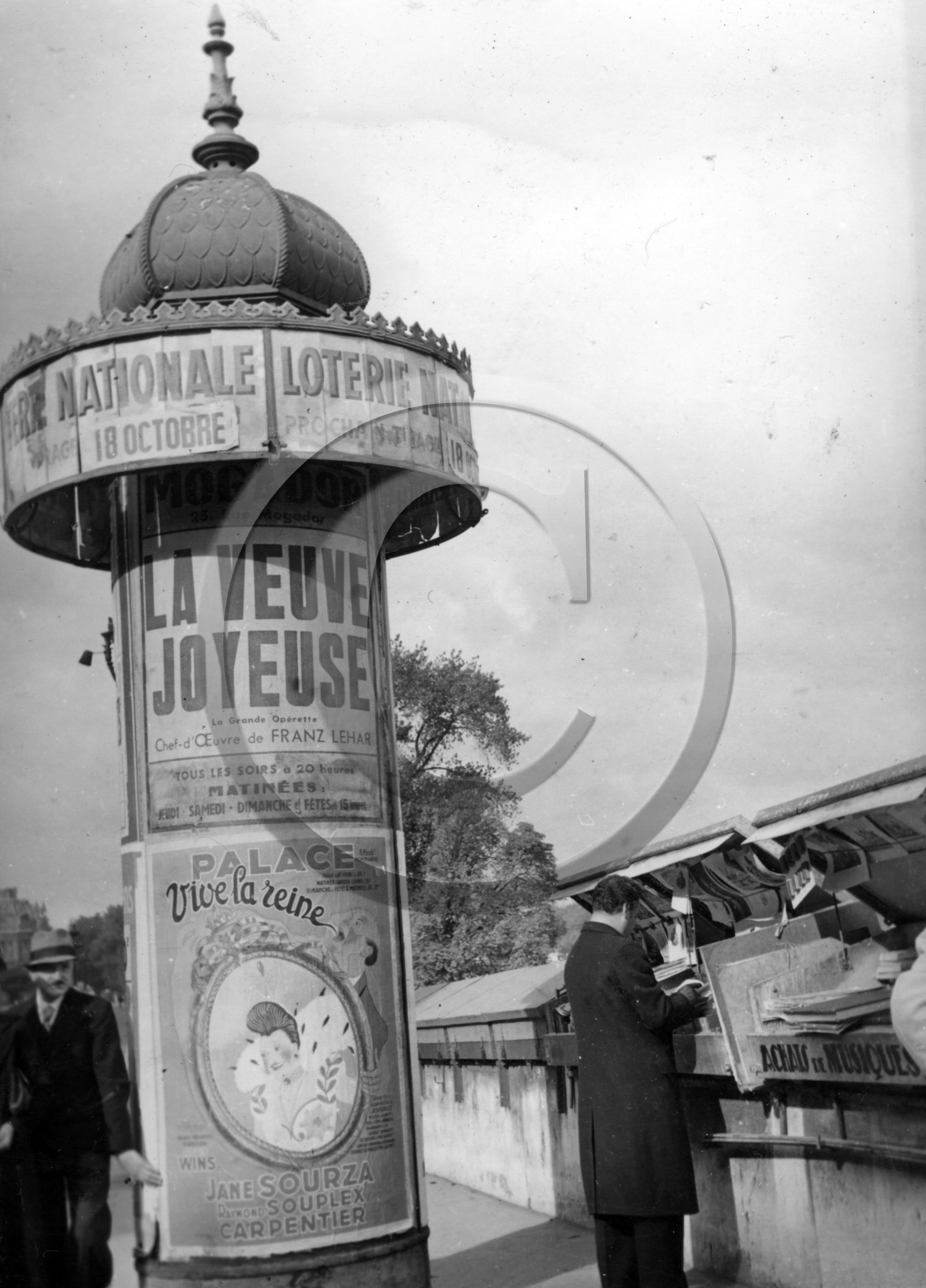 E -7 Les quais  Dargence -.jpg