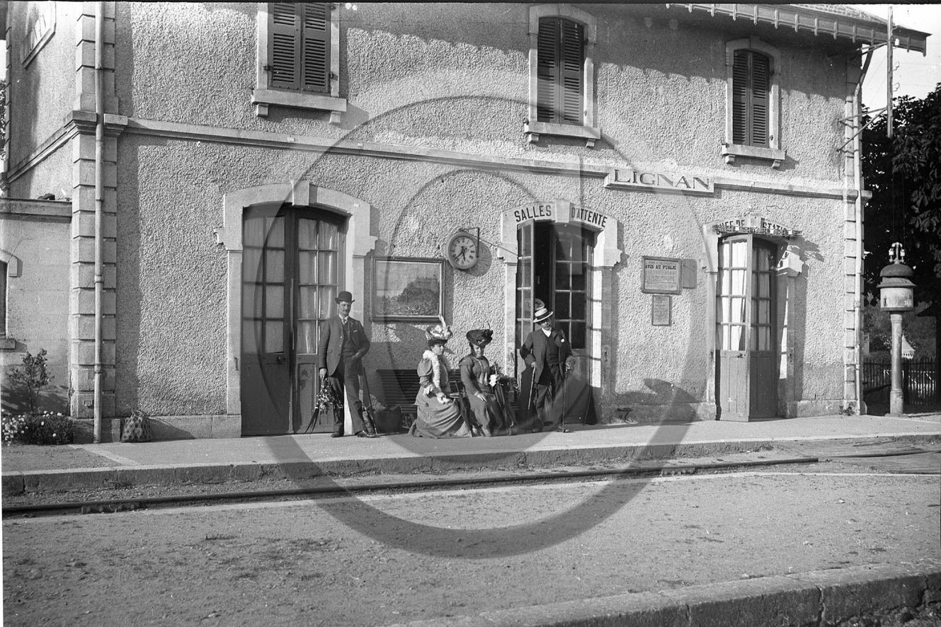 vi 247  la gare de Lignan.jpg