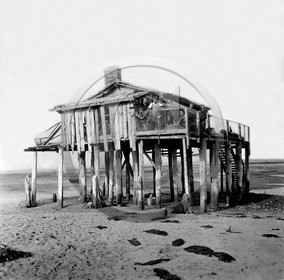 arc 4266  cabane tchanqué.jpg